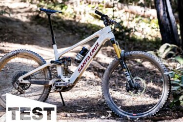 Santa Cruz Vala E-MTB 2025 im ersten Test: Vier Gelenke für ein Hallelujah