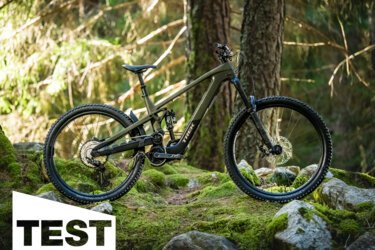 Trek Slash+ 9.7 im Test: High-Pivot = High-Class?