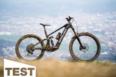 Santa Cruz Bullit 2025 im ersten Test: Der neue E-Downhiller aus Kalifornien!