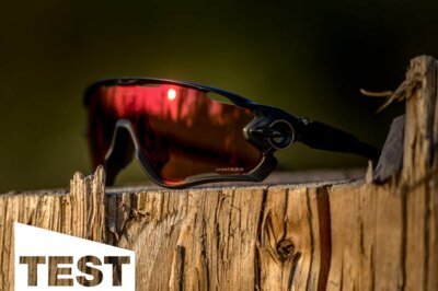 Oakley Jawbreaker Prizm Trail Torch: Bikebrillen-Klassiker für alle Bedingungen