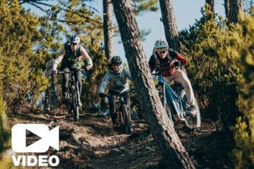 E-MTB-Video: Mit dem Segelboot zu den Trails