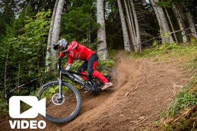 E-MTB-Video – Fischi in Klínovec: Flowtrail Rubin, so schnell wie’s geht!