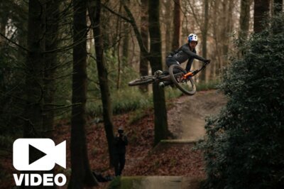 Laurie Greenland fährt E-Bike: Mit dem Santa Cruz durch die Dämmerung