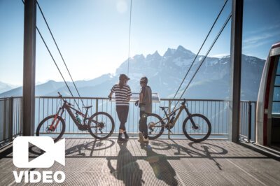 Camille Balanche und Kriss Kyle in Champéry: The Secret Spot of Biking